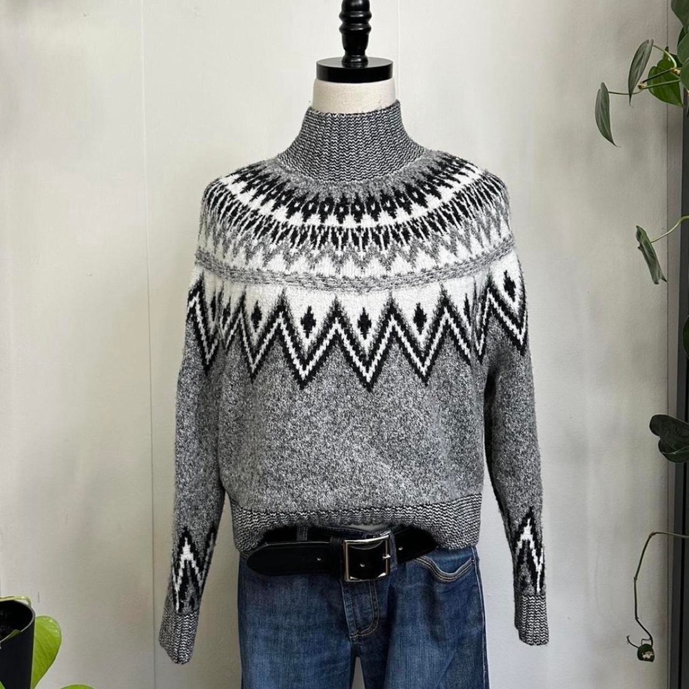 Old Navy Womens Grey Fair Isle Retro Ski Turtleneck Sweater Size Small Cropped